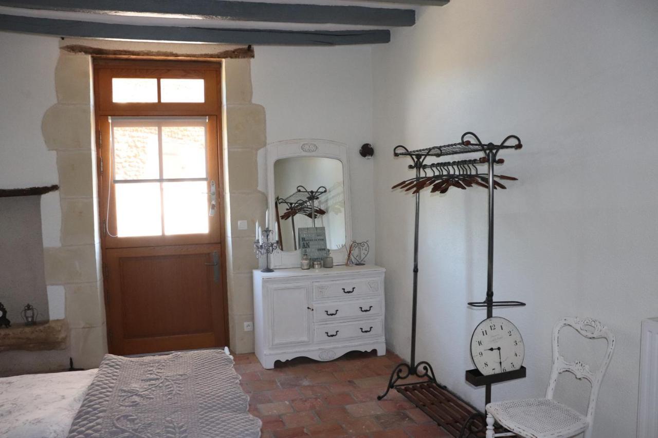 La Tale Acomodação com café da manhã Chahaignes Exterior foto